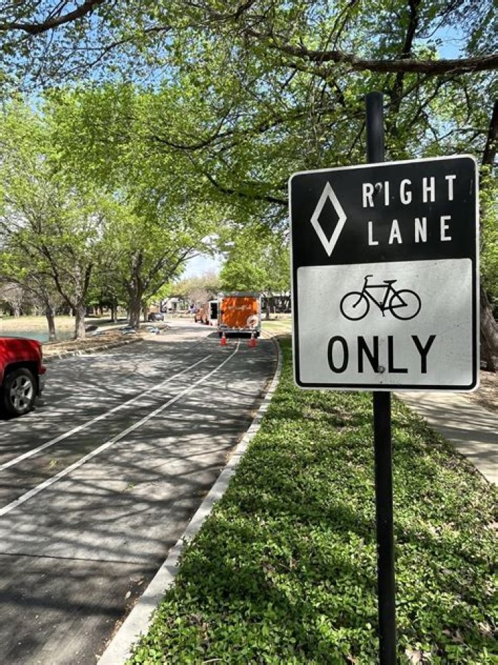 A confusing sign - apparently