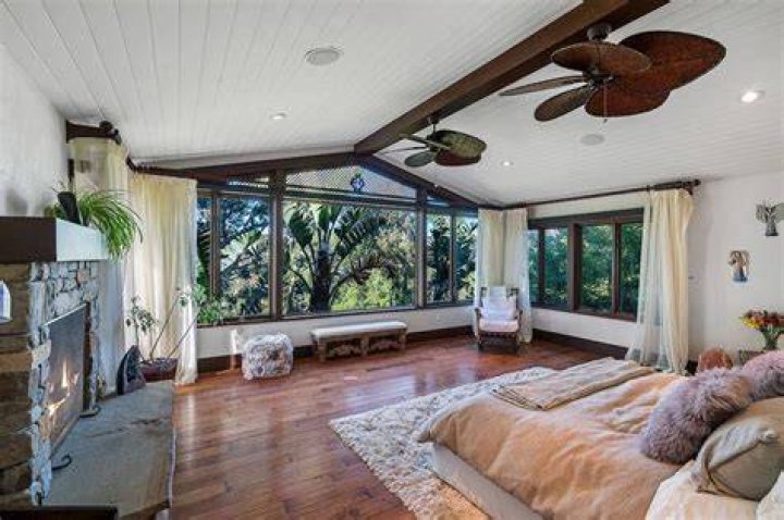 Meghan bedroom